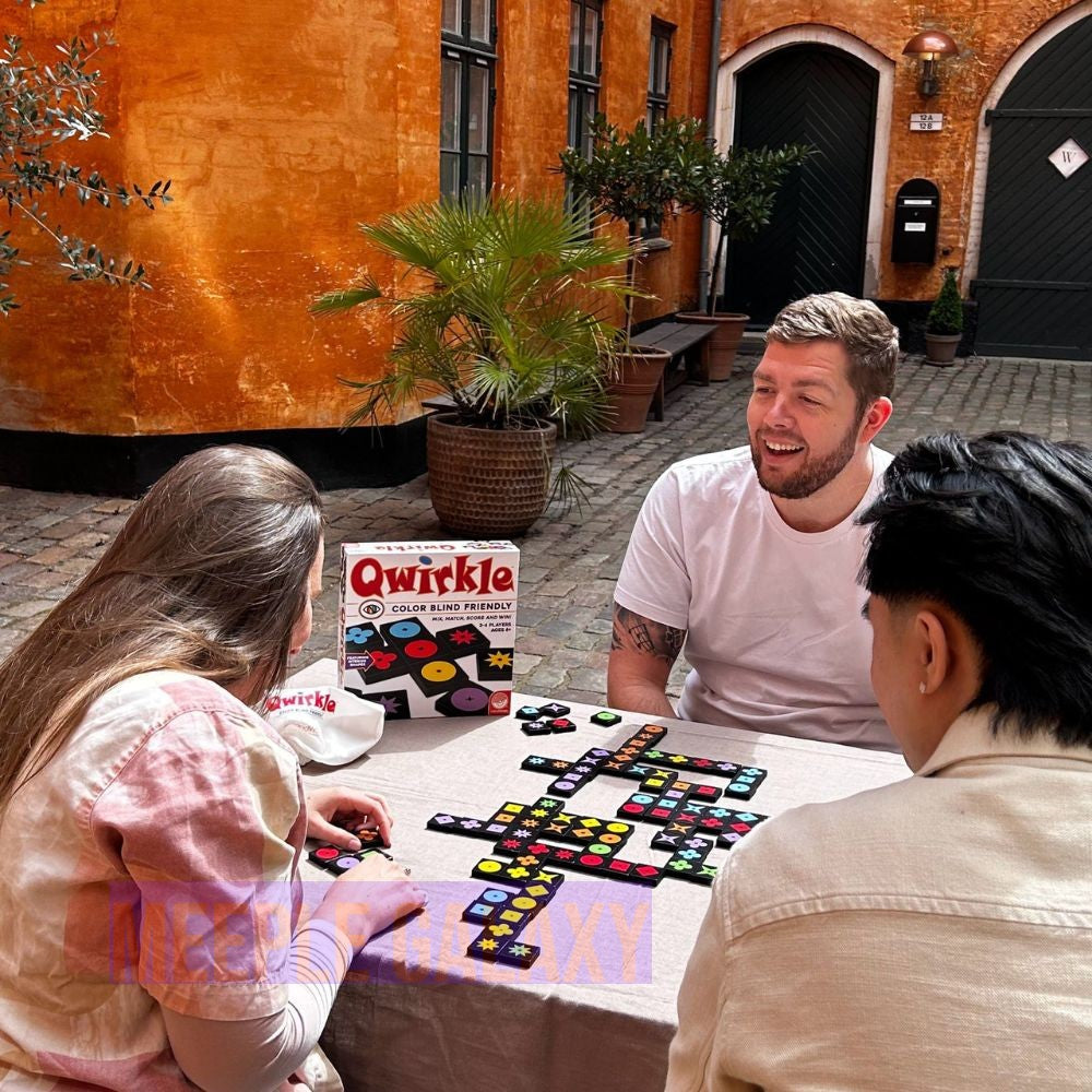 Qwirkle (Nordic+English Edition)