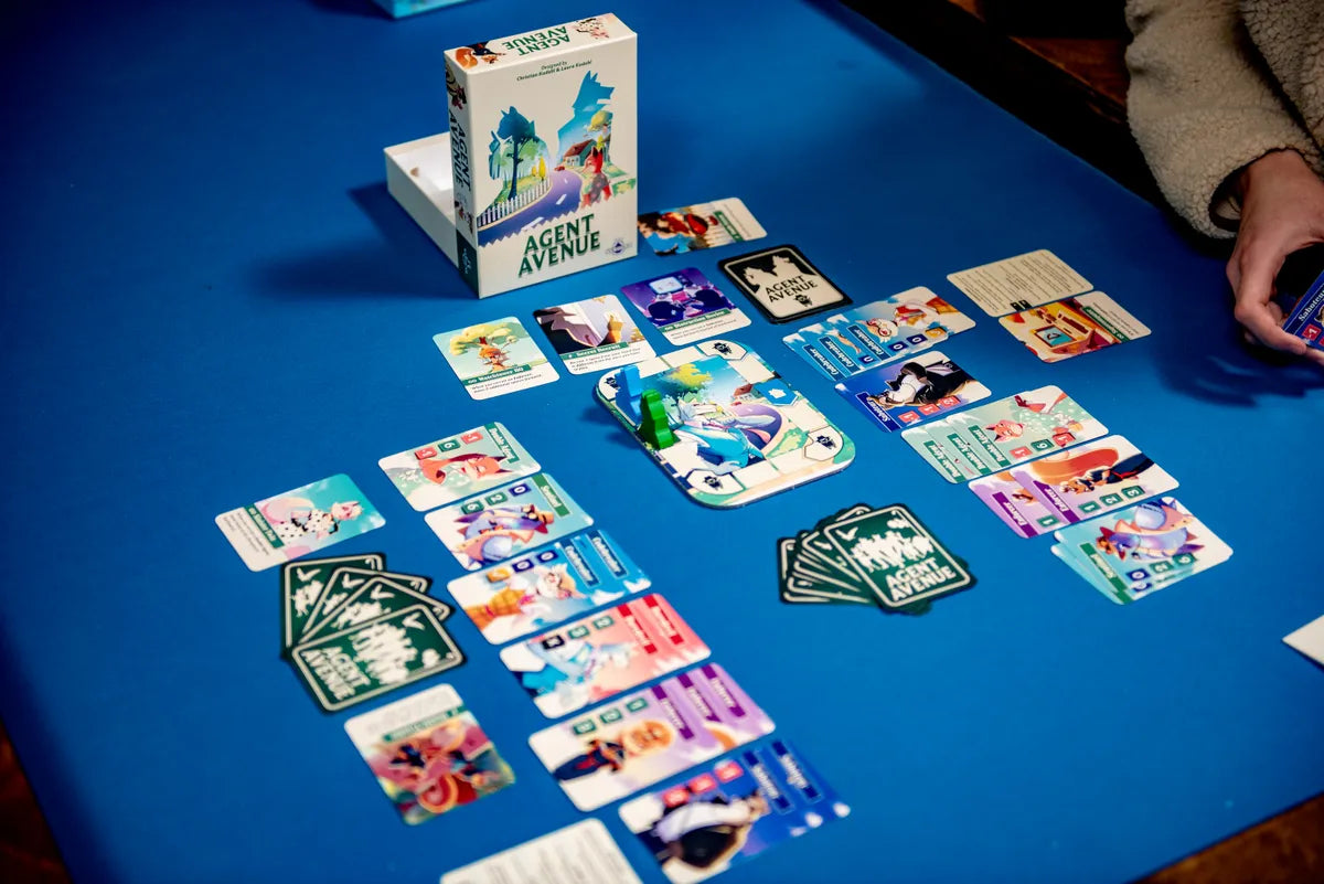 Agent Avenue (Norwegian Edition)