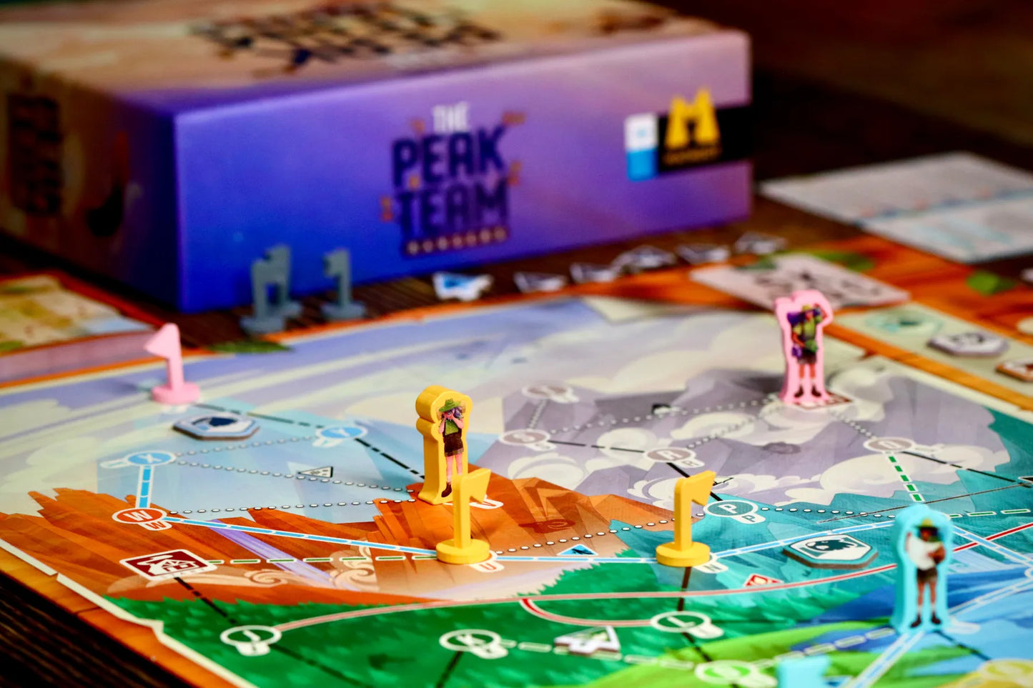 The Peak Team (Cooperative Game with Limited Communication)